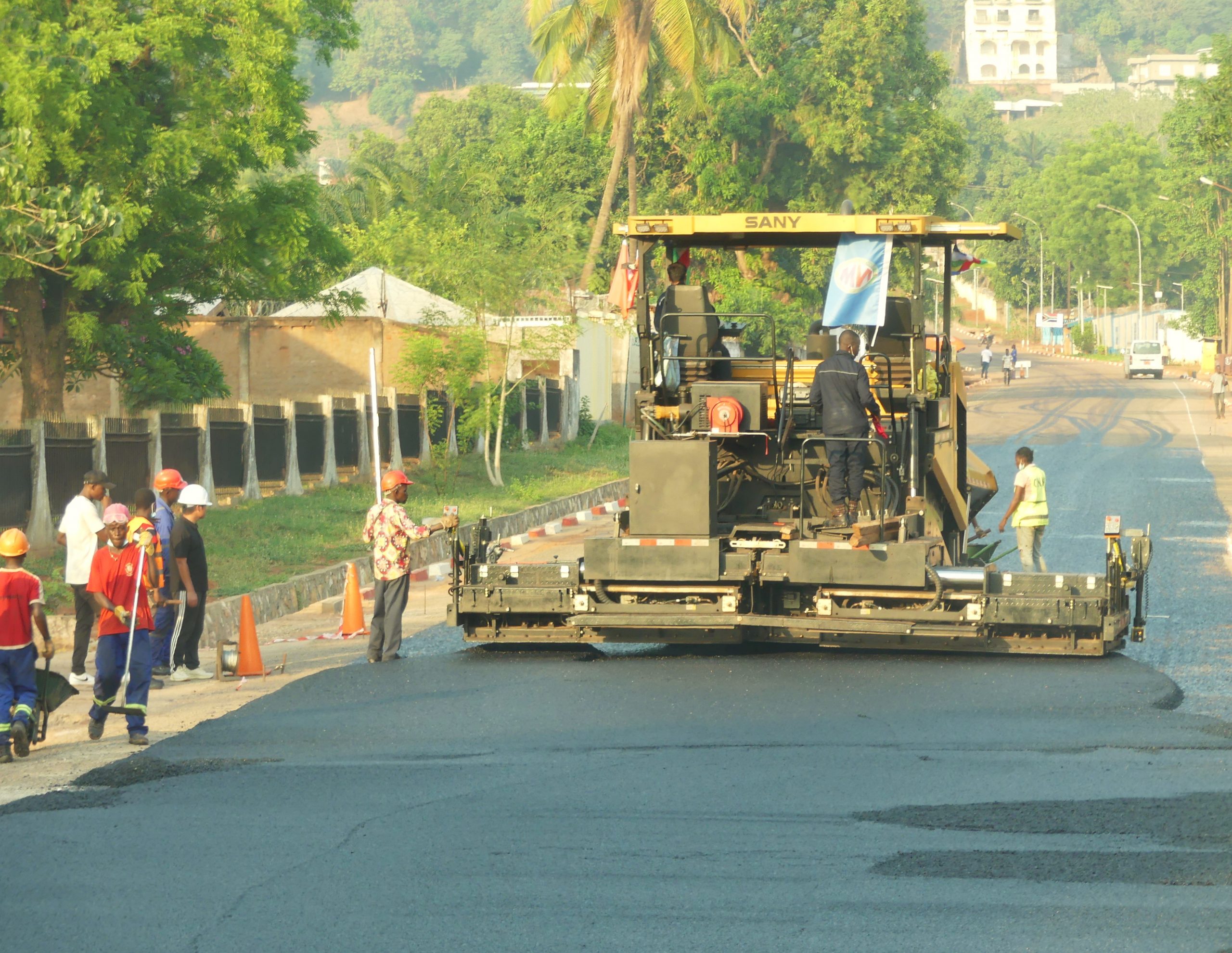Bangui : Des usagers dénoncent la mauvaise qualité des travaux sur l'Avenue 15 Mars